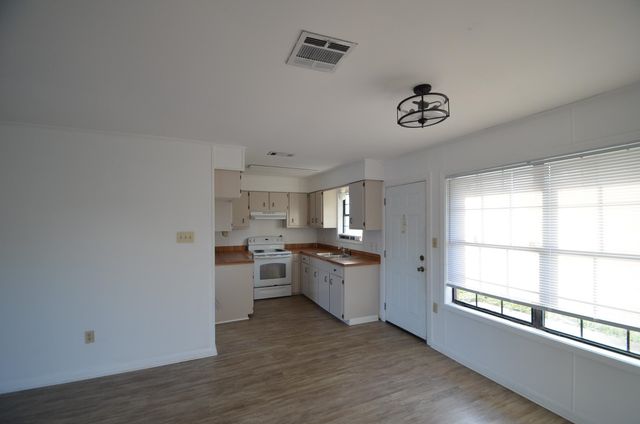 140 Marietta Place, Gray, LA 70359