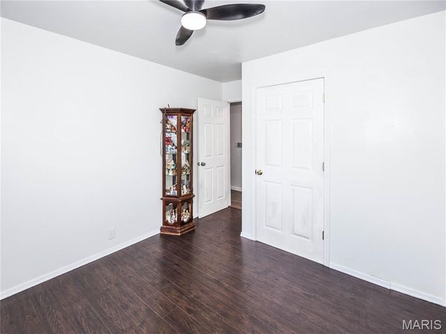 4810 Snow White Terrace, Alton, IL 62002