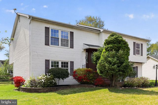 52 CASTLE RUN DR, Bear, DE 19701