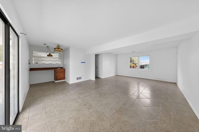 52 CASTLE RUN DR, Bear, DE 19701