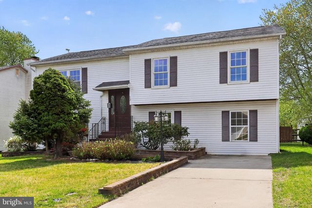 52 CASTLE RUN DR, Bear, DE 19701