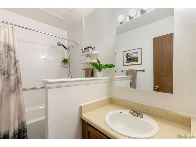 3112 Vail Pass Dr, Colorado Springs, CO 80917