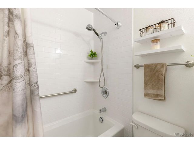 3112 Vail Pass Dr, Colorado Springs, CO 80917