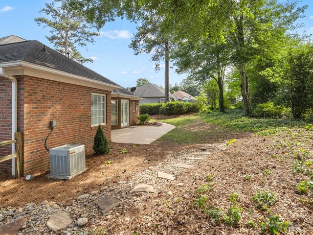 313 New Windsor Court, Roebuck, SC 29376