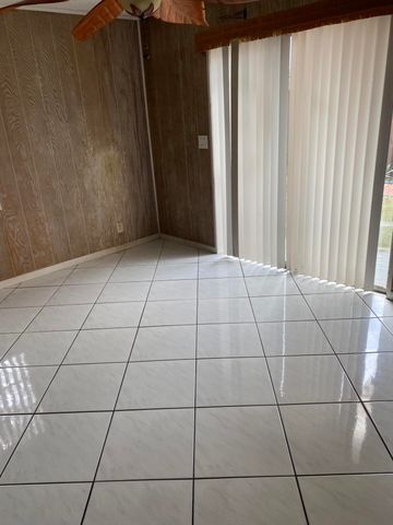 6600 Allen Street, Hollywood, FL 33024