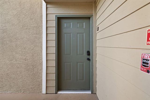 9481 HIGHLAND OAK DRIVE 1311, Tampa, FL 33647