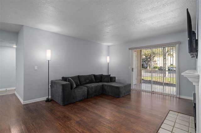 9481 HIGHLAND OAK DRIVE 1311, Tampa, FL 33647