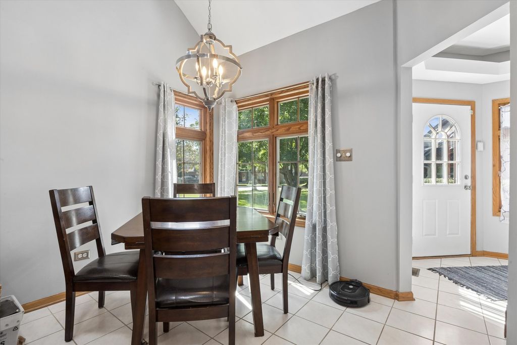 7116 168th Street, Tinley Park, IL 60477 — photo 4