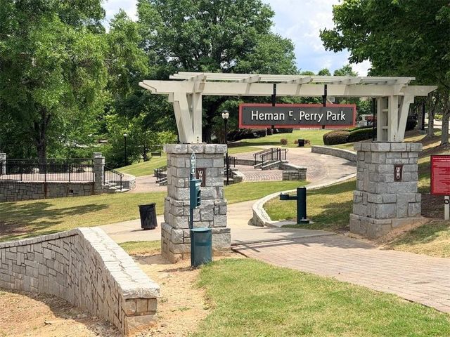 1769 Sanford Drive NW, Atlanta, GA 30318