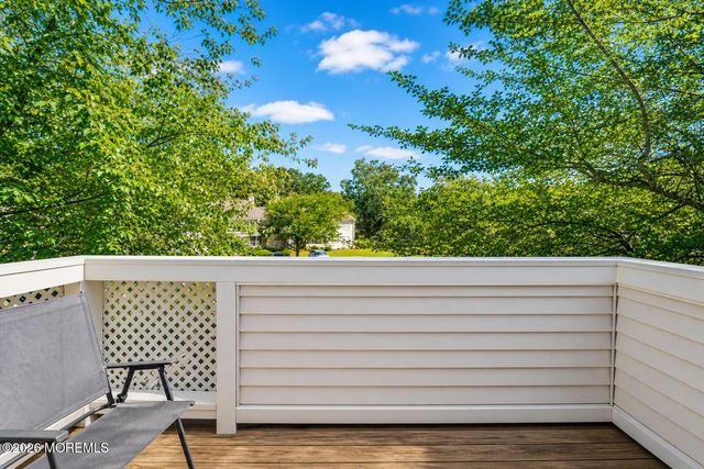 567 Applewood Court, Howell, NJ 07731