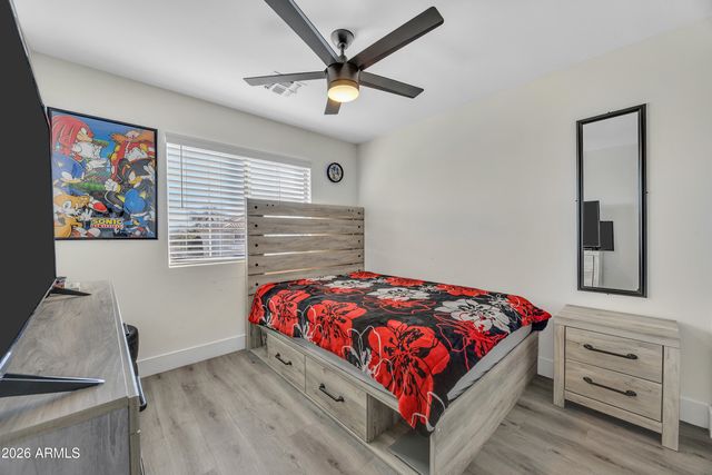 11020 W LANE Avenue, Glendale, AZ 85307