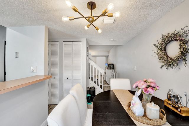 173 Riviera Circle, Weston, FL 33326