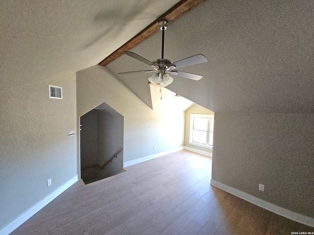 956 Horseshoe Falls, Bandera, TX 78003