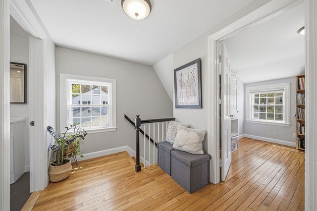 28 Lilly Ln, Dedham, MA 02026