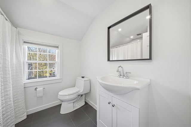 28 Lilly Ln, Dedham, MA 02026