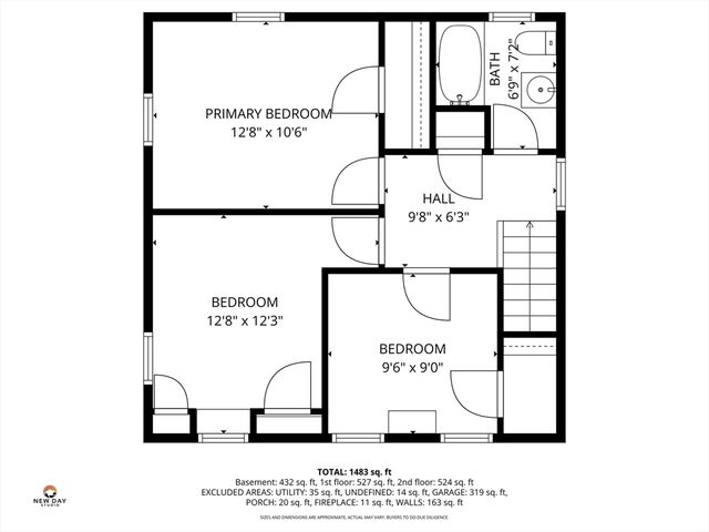 28 Lilly Ln, Dedham, MA 02026