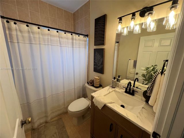 260 SE 32nd Ter, Homestead, FL 33033