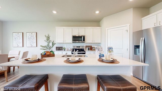 6215 Harvest Drive, Papillion, NE 68157