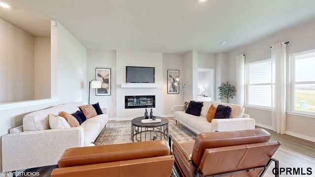 6215 Harvest Drive, Papillion, NE 68157