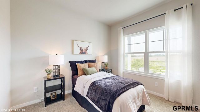 6215 Harvest Drive, Papillion, NE 68157