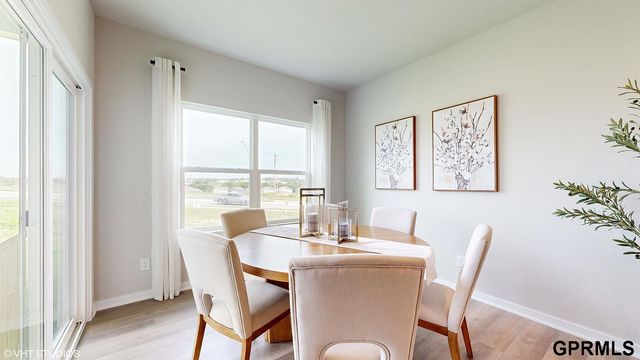 6215 Harvest Drive, Papillion, NE 68157