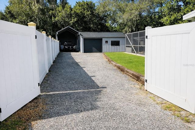 24 LILAC DRIVE, Debary, FL 32713