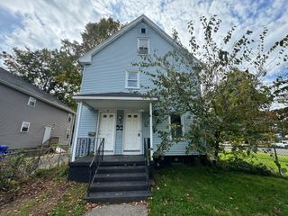3-5 Noel St, Springfield, MA 01108