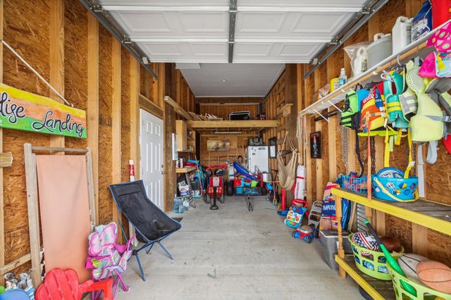 923 Tidelands Drive, Crystal Beach, TX 77650