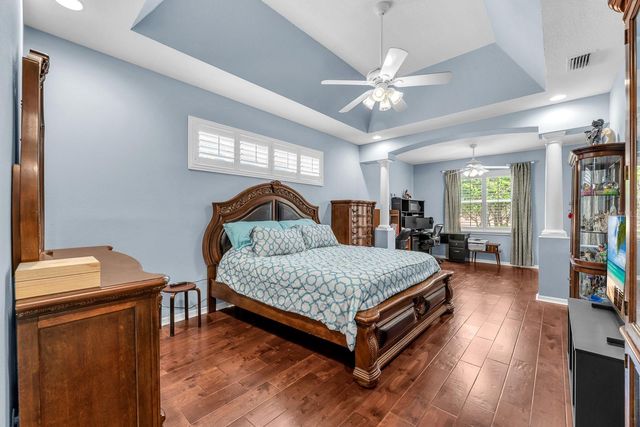 2817 DURANT TRAILS BOULEVARD, Dover, FL 33527
