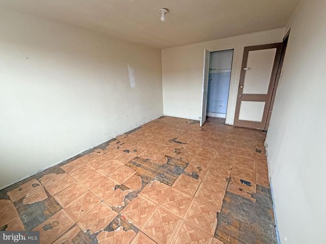 323 W WINGOHOCKING ST, Philadelphia, PA 19140