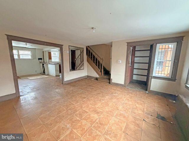 323 W WINGOHOCKING ST, Philadelphia, PA 19140