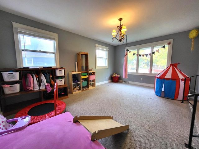 1823 W Holmes COURT, Milwaukee, WI 53221