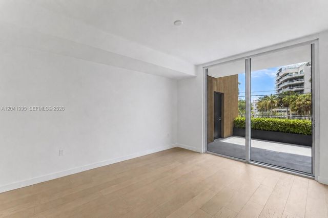 9221 E Bay Harbor Drive 210, Bay Harbor Islands, FL 33154