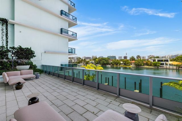 9221 E Bay Harbor Drive 210, Bay Harbor Islands, FL 33154