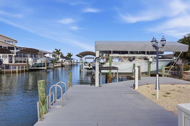 1925 OREGON TRAIL, Englewood, FL 34224