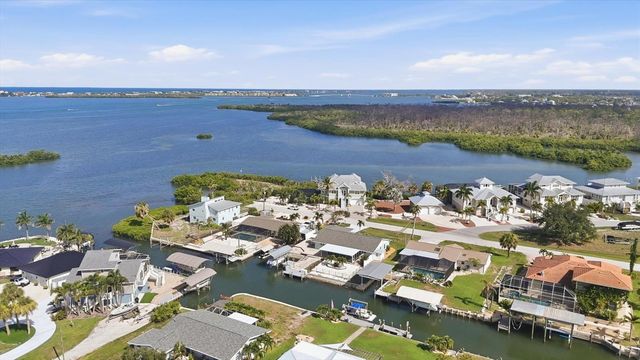 1925 OREGON TRAIL, Englewood, FL 34224