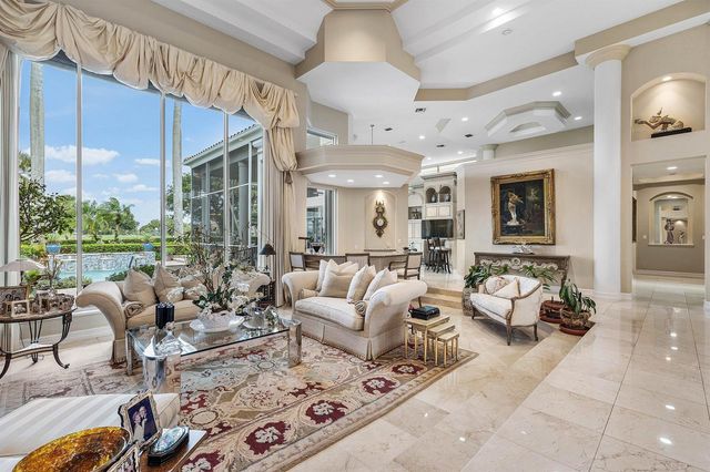 61 St George Place, Palm Beach Gardens, FL 33418