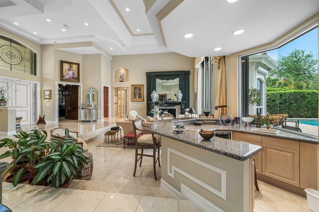 61 St George Place, Palm Beach Gardens, FL 33418