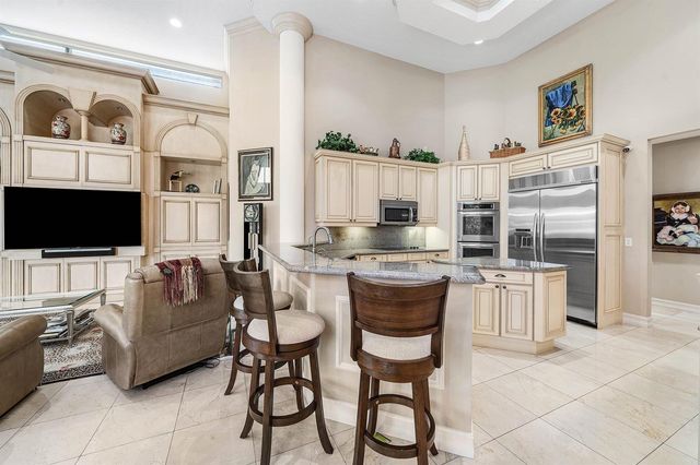 61 St George Place, Palm Beach Gardens, FL 33418