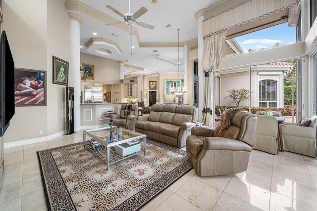 61 St George Place, Palm Beach Gardens, FL 33418