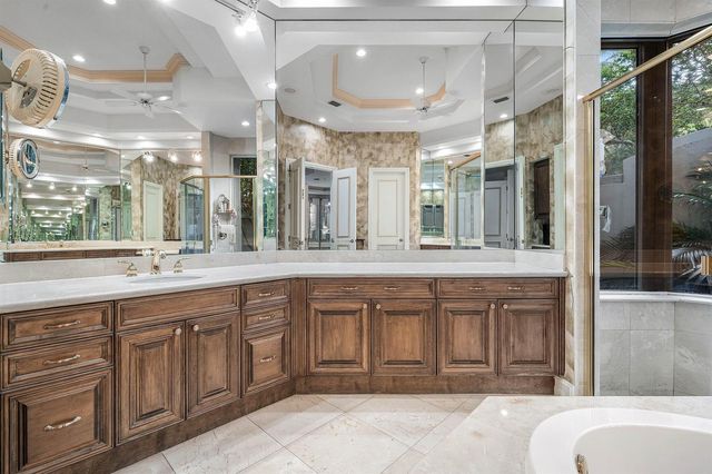 61 St George Place, Palm Beach Gardens, FL 33418