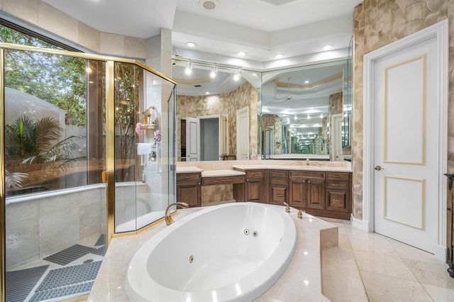 61 St George Place, Palm Beach Gardens, FL 33418
