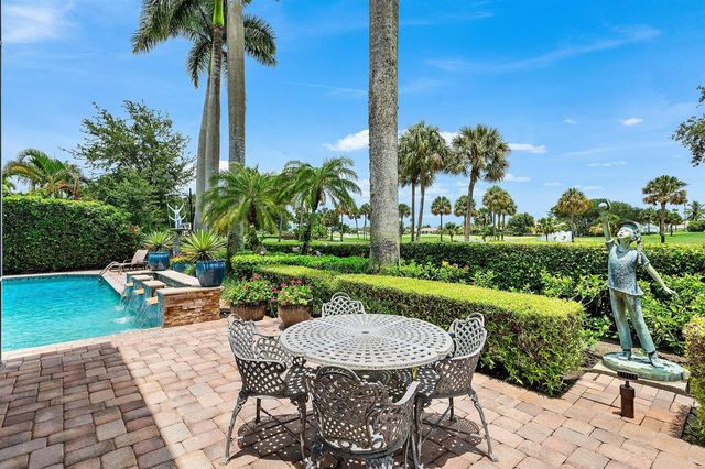 61 St George Place, Palm Beach Gardens, FL 33418