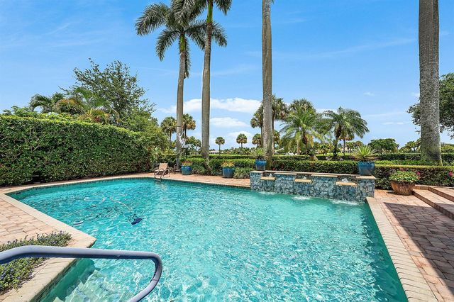 61 St George Place, Palm Beach Gardens, FL 33418