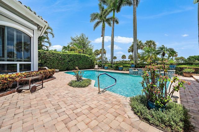 61 St George Place, Palm Beach Gardens, FL 33418