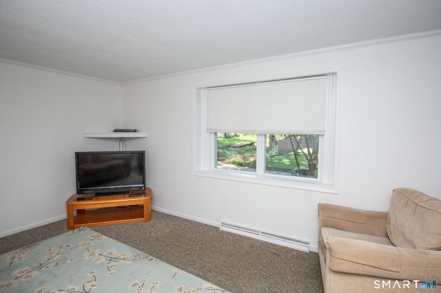 7 Raynham Road, East Haven, CT 06512