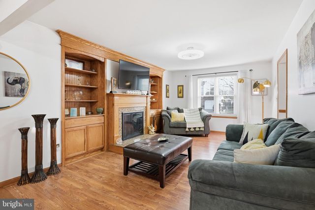 11 ROSSITER CIR, Newark, DE 19702