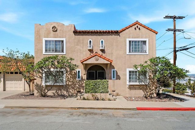 3062 68 Columbia St, San Diego, CA 92103