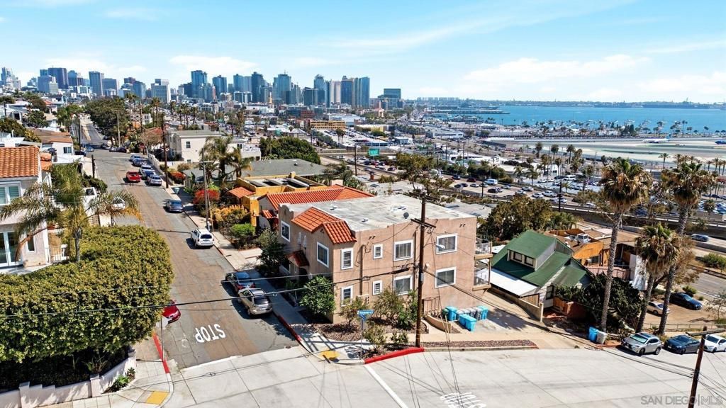 3062 68 Columbia St, San Diego, CA 92103 — photo 2
