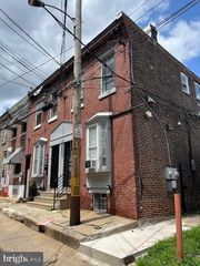 1537 GILLINGHAM ST, Philadelphia, PA 19124
